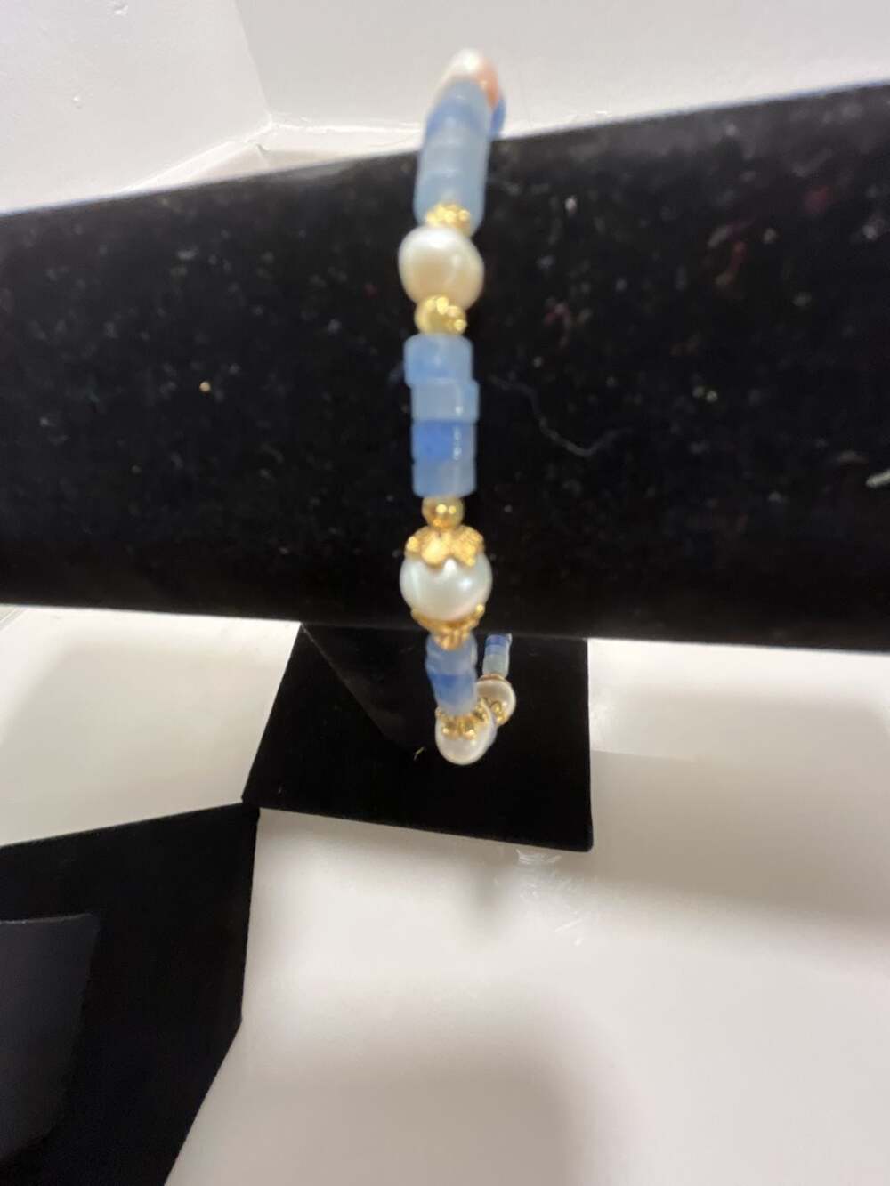 Lapis Stone and Pearl Bead Bracelet
